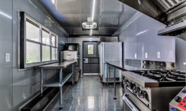 8.5×26 Equipped Food Trailer
